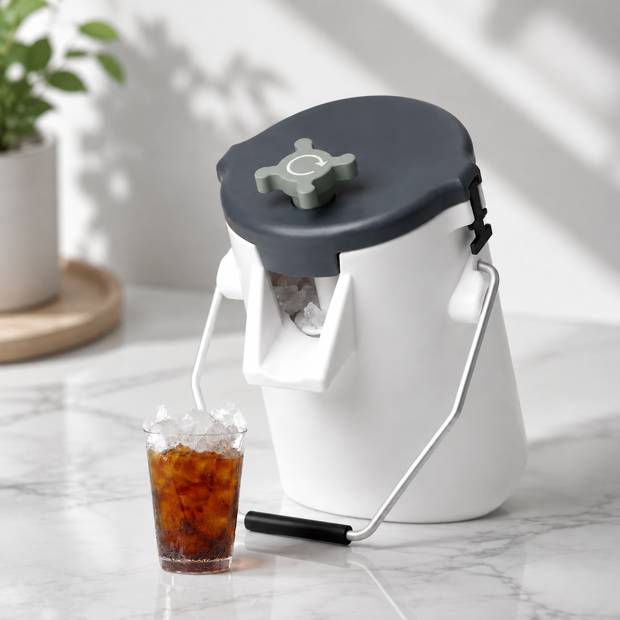 ChillCaddy™ – The Ultimate Touch-Free Portable Ice Tende